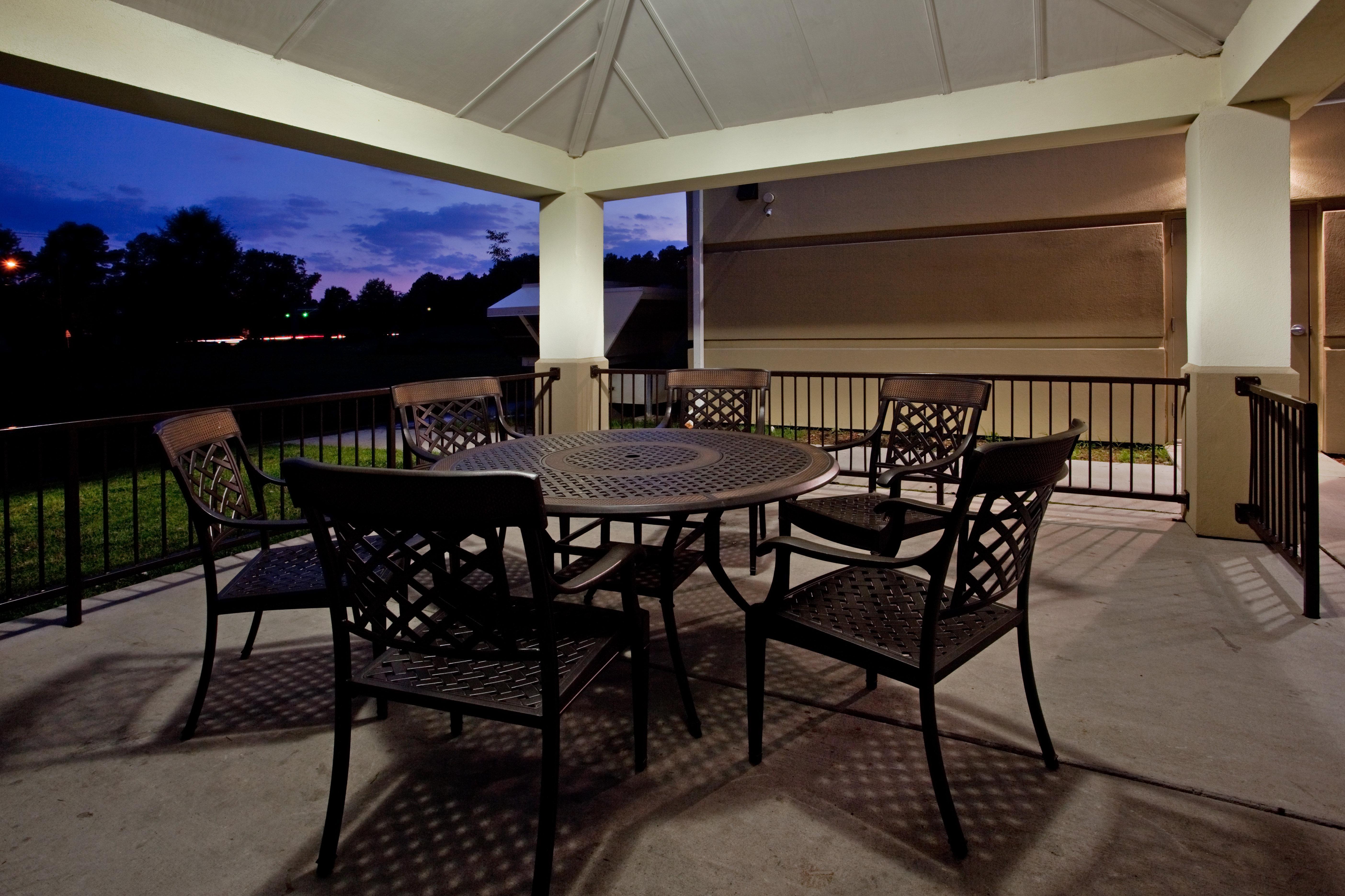 Candlewood Suites Chesapeake-Suffolk, An Ihg Hotel Экстерьер фото