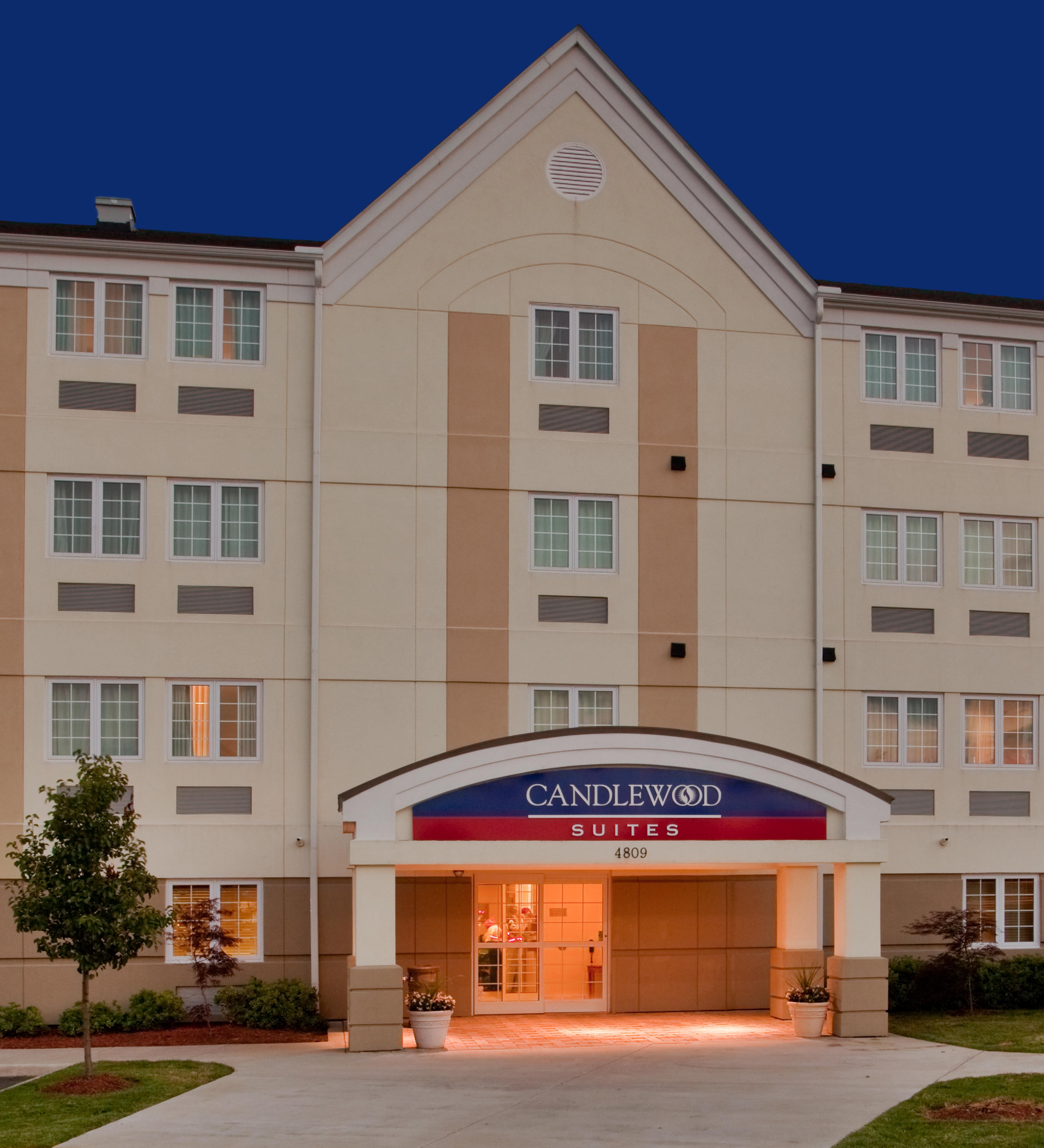 Candlewood Suites Chesapeake-Suffolk By Ihg Экстерьер фото