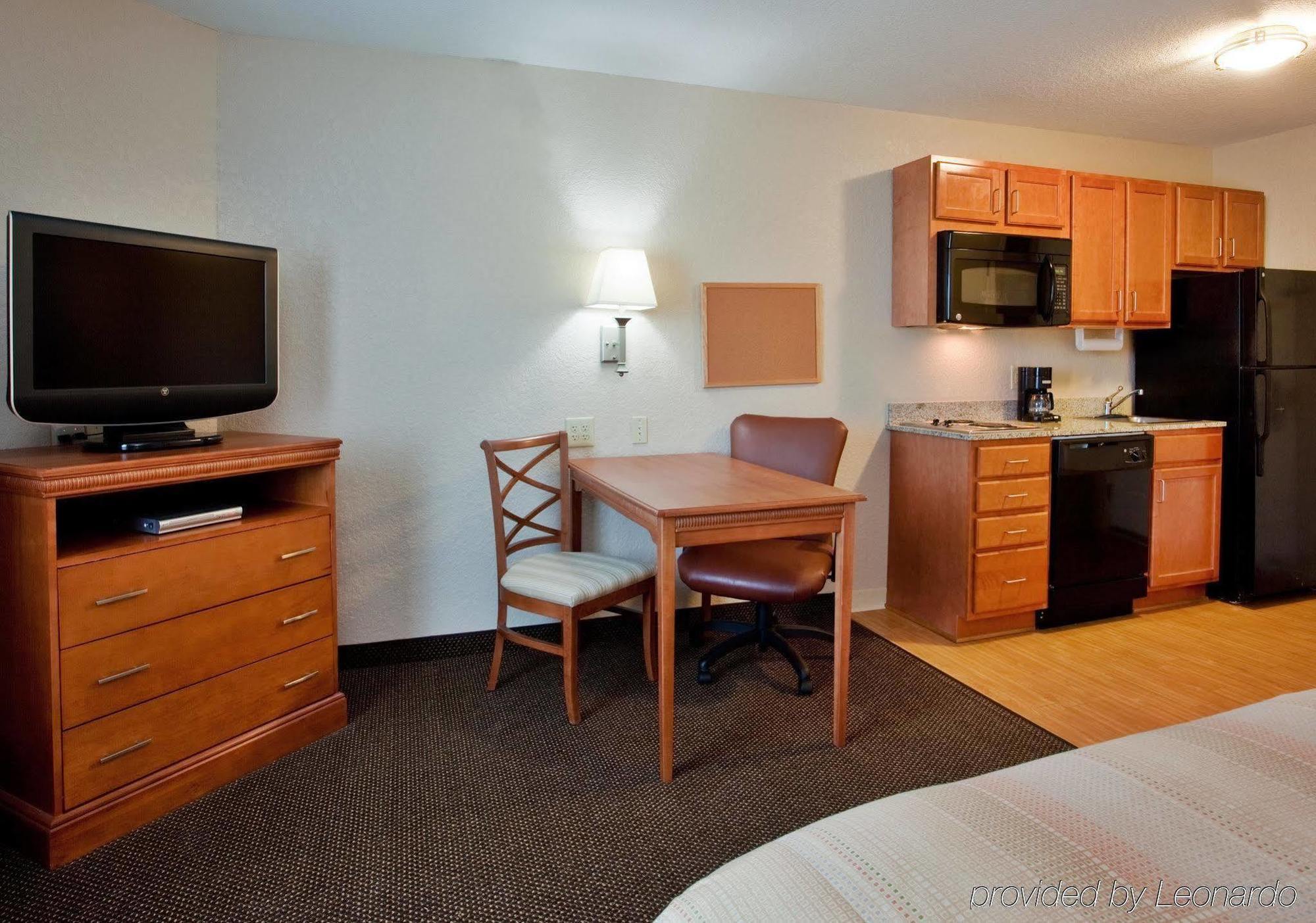 Candlewood Suites Chesapeake-Suffolk By Ihg Экстерьер фото